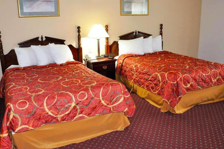 Avalon Inn Sandusky megye Kültér fotó